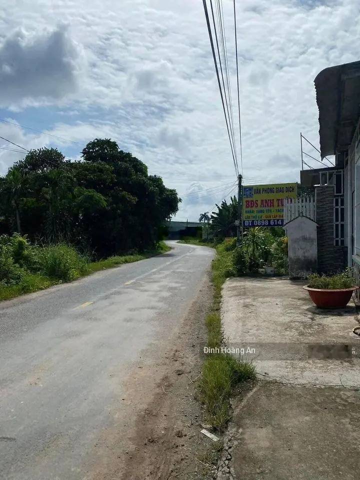 Cần bán gấp đất chợ đêm thành phố, Đ. Chu Văn An, P1, Trà Vinh, 120m2, sổ riêng, full thổ cư