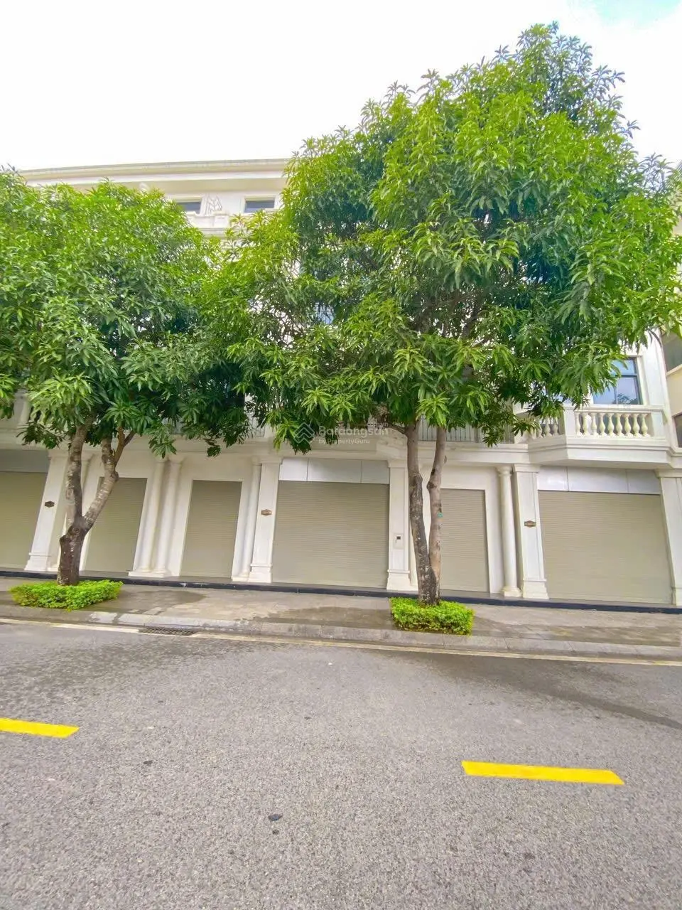 Bán nhà liền kề 72 - 258m2. Phân khu Hoa Hồng - đối diện 18 toà chung cư Vinhomes Thanh Hoá