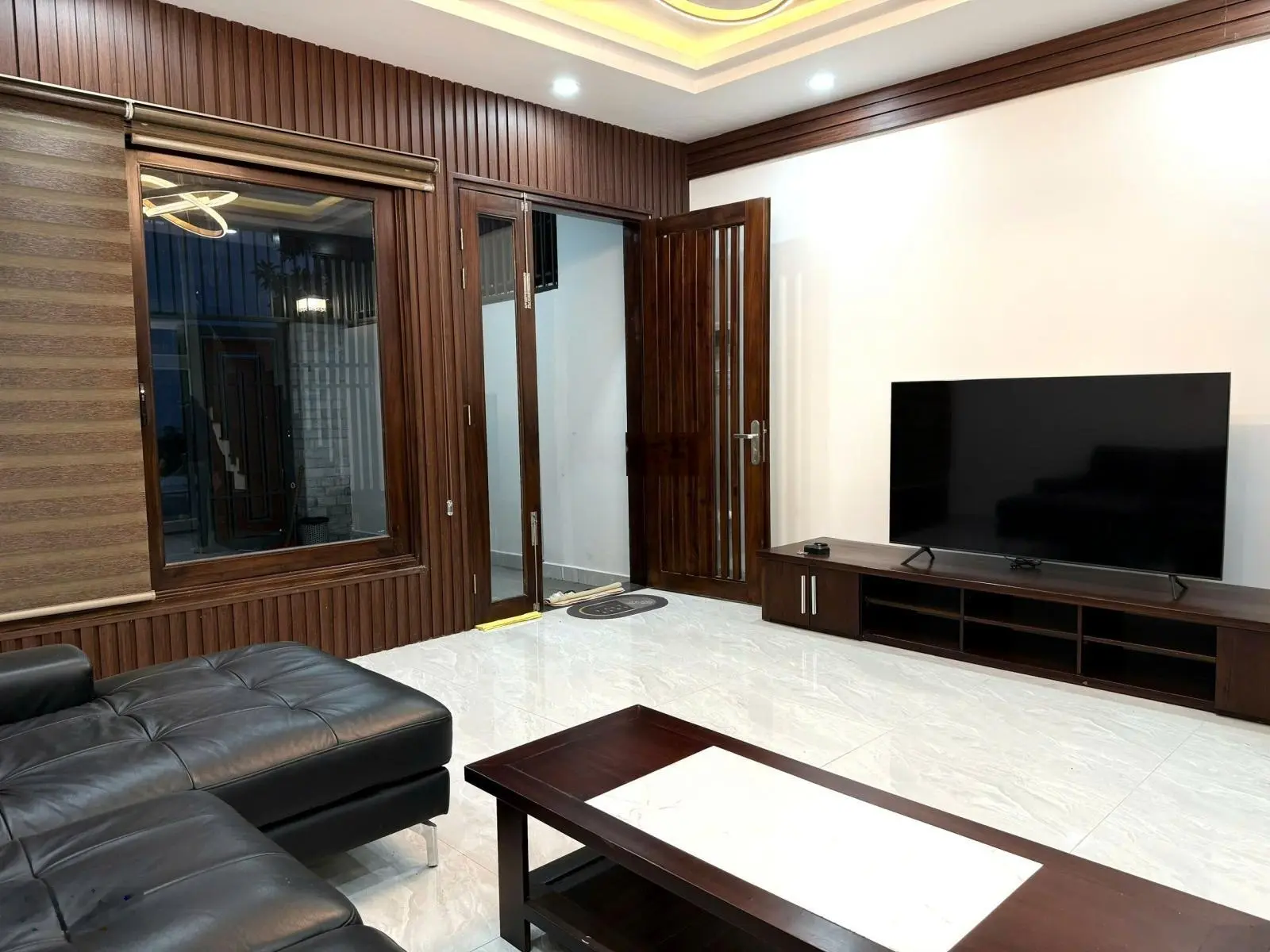 Bán nhà gói 5 Mỹ gia có tháng máy 1 trệt 1 lầu 1 tum chỉ 6,5 tỷ