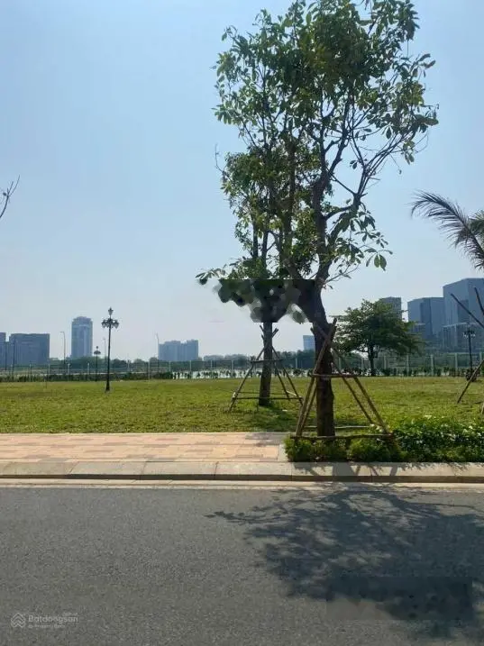 Vip - Bán biệt thự Vinhomes Ba Son View Sông, Cầu Ba Son - Giá tốt 180 tỷ bao thuế phí