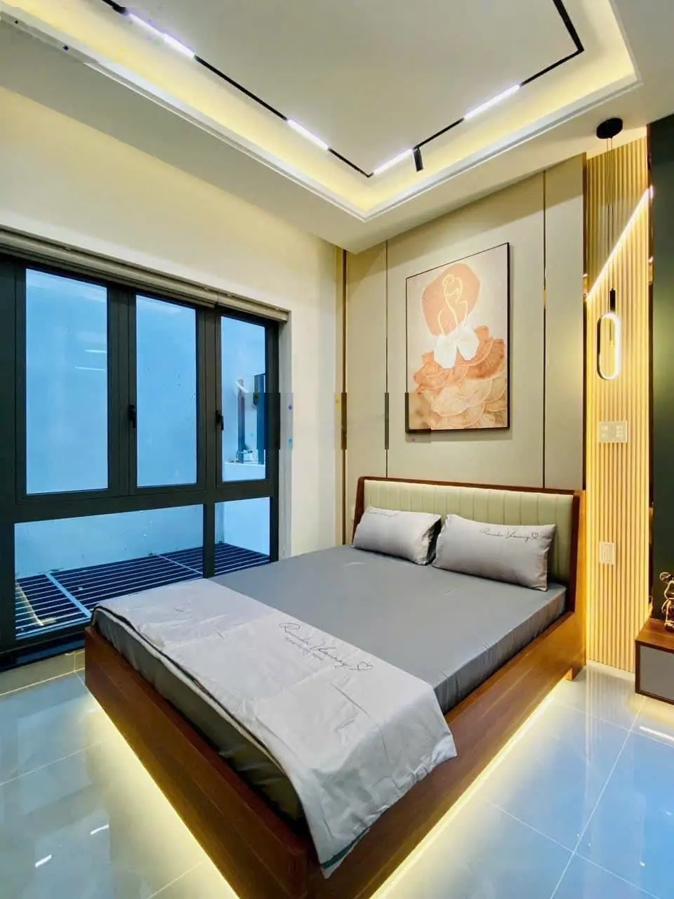 Bán nhà đang cho thuê: 14 triệu/ tháng gần Chợ Vạn Kiếp, Bình Thạnh. Bao sổ 60m2. Hẻm 5m