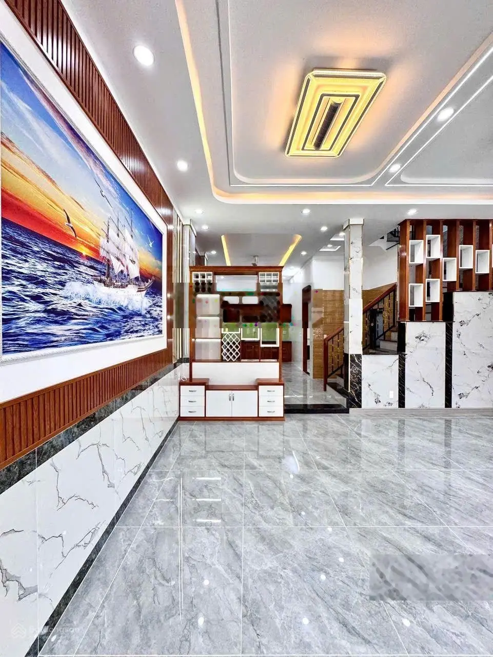 Bán nhà mới lầu mới xây hoàn công