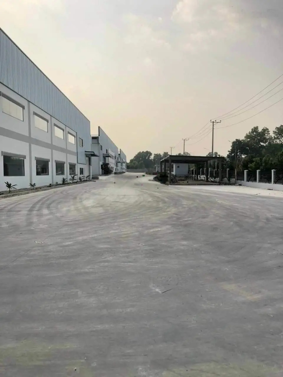 Bán nhà xưởng KCN Mỹ Phước 3. Đầy đủ tiện ích KCN. DT đa dạng từ 5000m2 - 10ha. LH 0919 397 ***