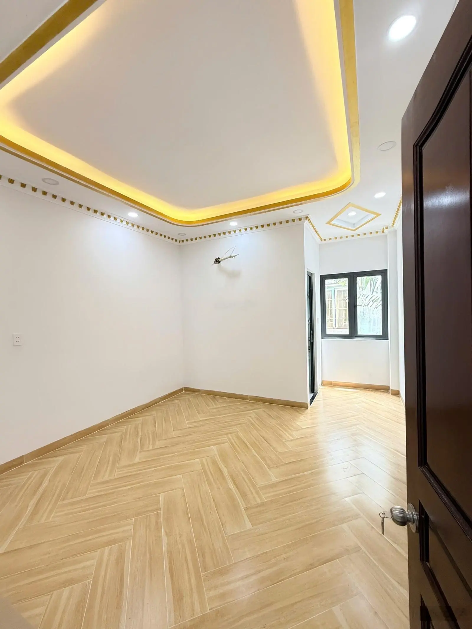 Mặt tiền đường Song Hành P10 Q6