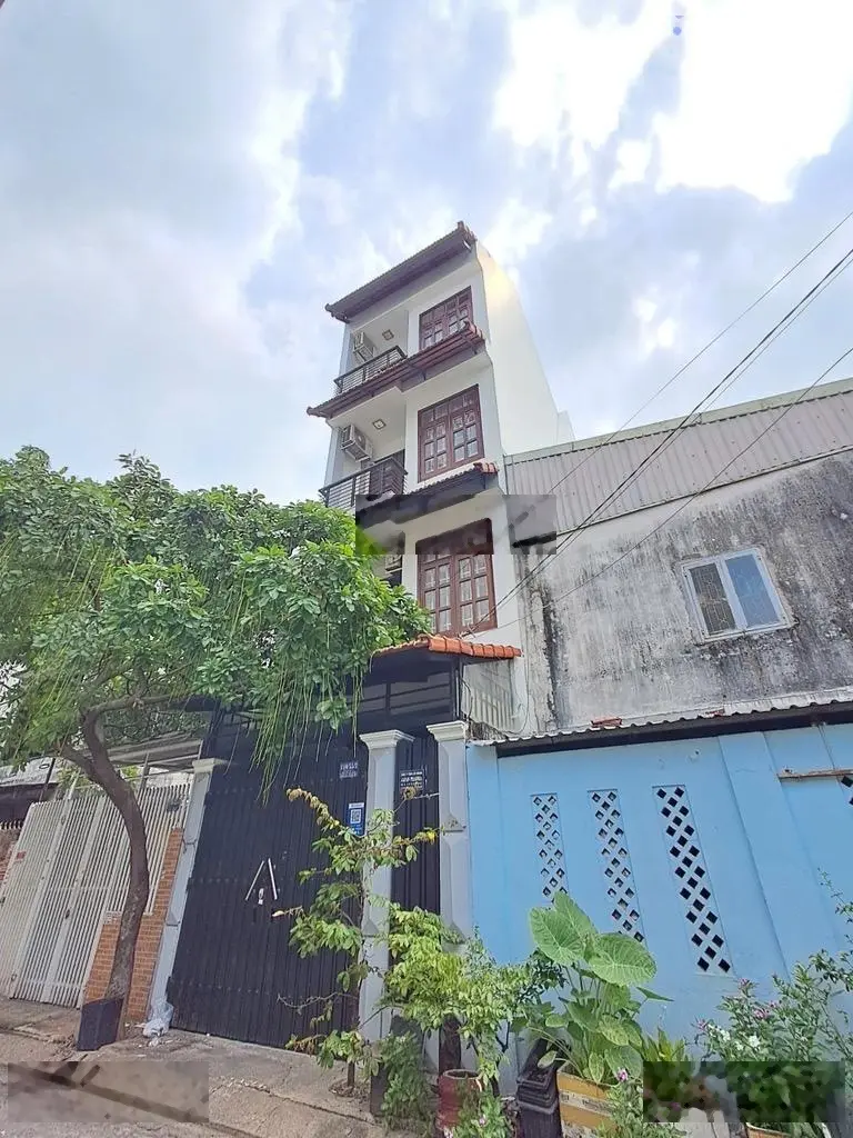 Gấp bán nhà phân lô cao cấp - đường Dương Quảng Hàm & Lê Đức Thọ, P. 6, Gò Vấp