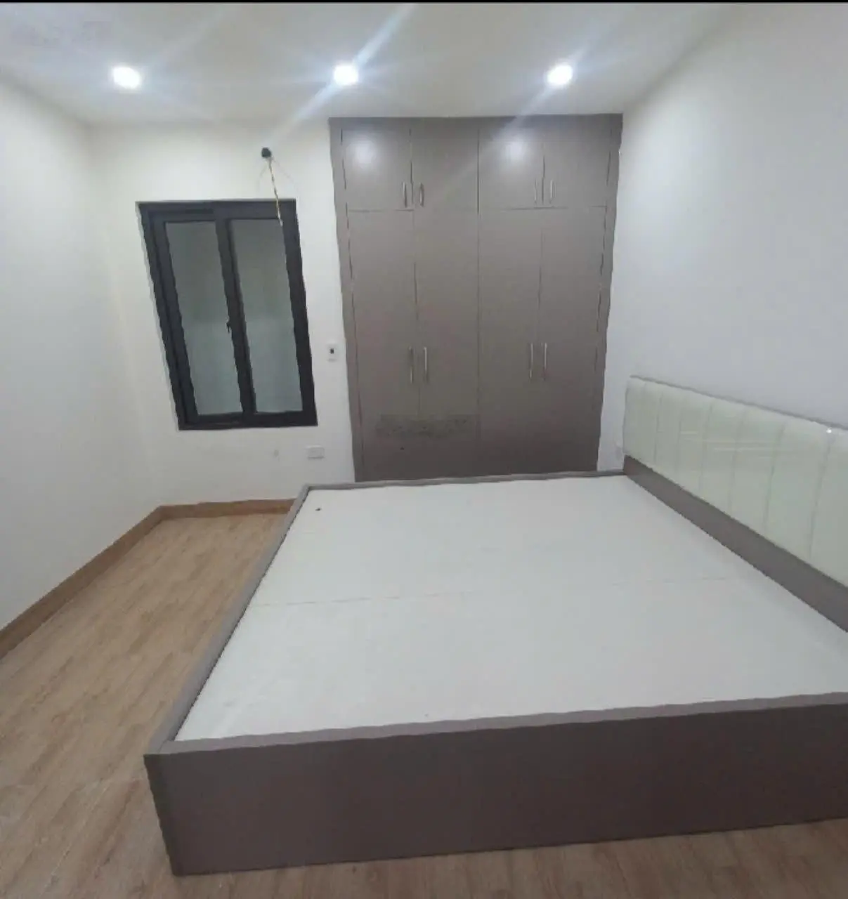 BÁN NHÀ LAI XÁ_HOÀI ĐỨC_OTO VÀO CỬA 43M -- 5 TẦNG _ HƠN 6 TỶ