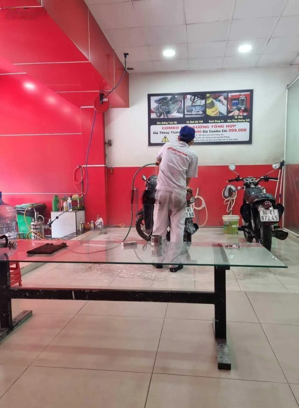 Bán nhà MTKD Đình Phong Phú, DT (8.3x19m)=157m2, đang cho thuê 25tr/th, giá chỉ 15 tỷ