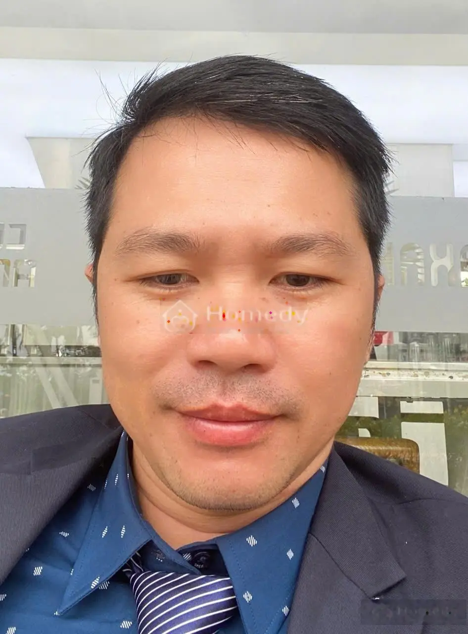 Mặt tiền Lê Trung Đình 5 lầu gần chợ trung tâm TP Quảng Ngãi Cơ hội đầu tư hiếm Giá tốt