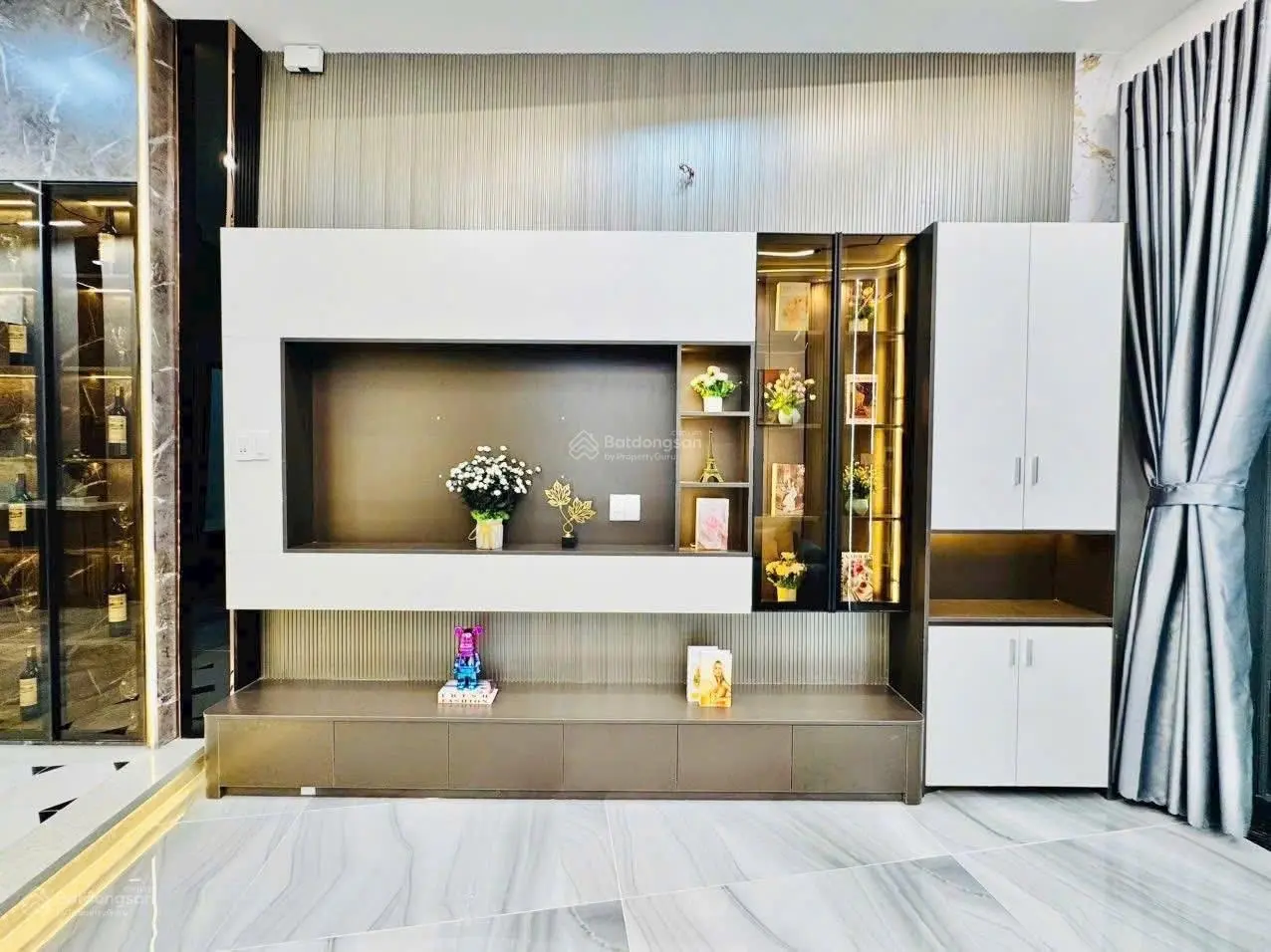 Bán nhà riêng tại Đất Thánh, 3,48 tỷ, 60m2, 4PN, 3WC, đẹp, nhiều tiện ích