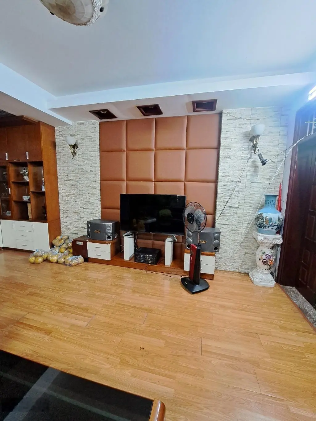 Tôi bán nhà Ngô Quyền, Hà Đông-ô tô vào nhà-2 mặt ngõ trước sau-3 mặt thoáng vĩnh viễn-55m2-9,5 tỷ