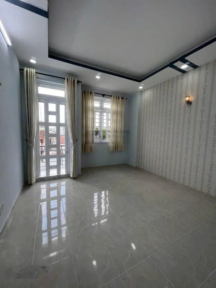 Sang nhanh căn nhà 1 trệt 1 lầu 4x15=60m2 Nguyễn Thái Học, Trảng Dài, sổ hồng công chứng ngay