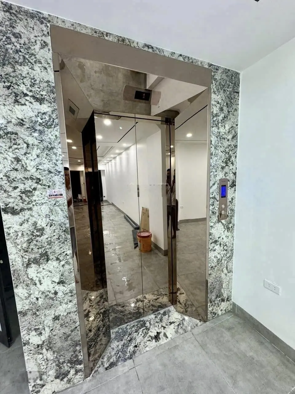 Đẹp hết nước chấm !! nhà phố trạm - long biên - aeon mall, 58m2, 7 tầng thang máy, 16.75 tỷ