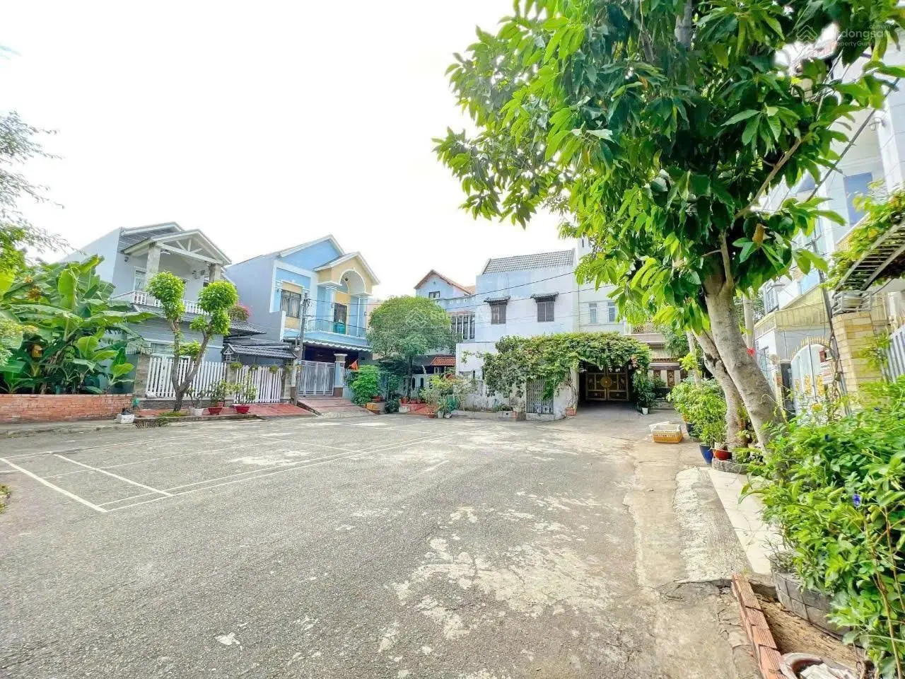 Biệt thự đường số 12m trung tâm Quận 7, 9*17,5 chỉ 14,5 tỷ rẻ như nhà phố.