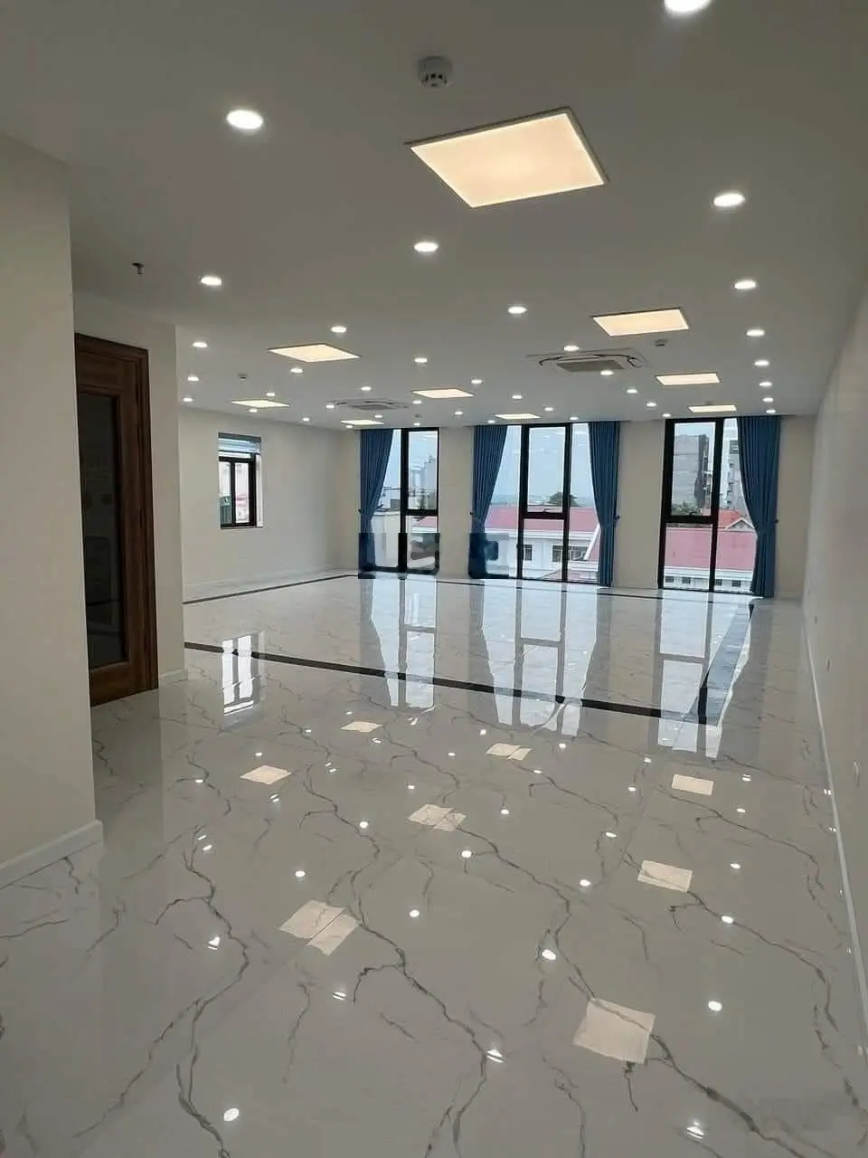 Chủ giảm chào 1 tỷ, cần thanh khoản gấp. Bán biệt thự liền kề Packexim, Tây Hồ, 118m2. Hiếm