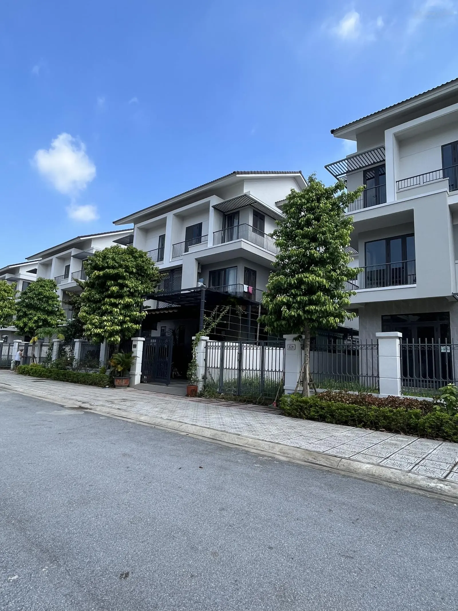 Bán gấp BT Centa Riverside, 10,6 tỷ, 180m2, 4PN, 5WC, Từ Sơn, Bắc Ninh