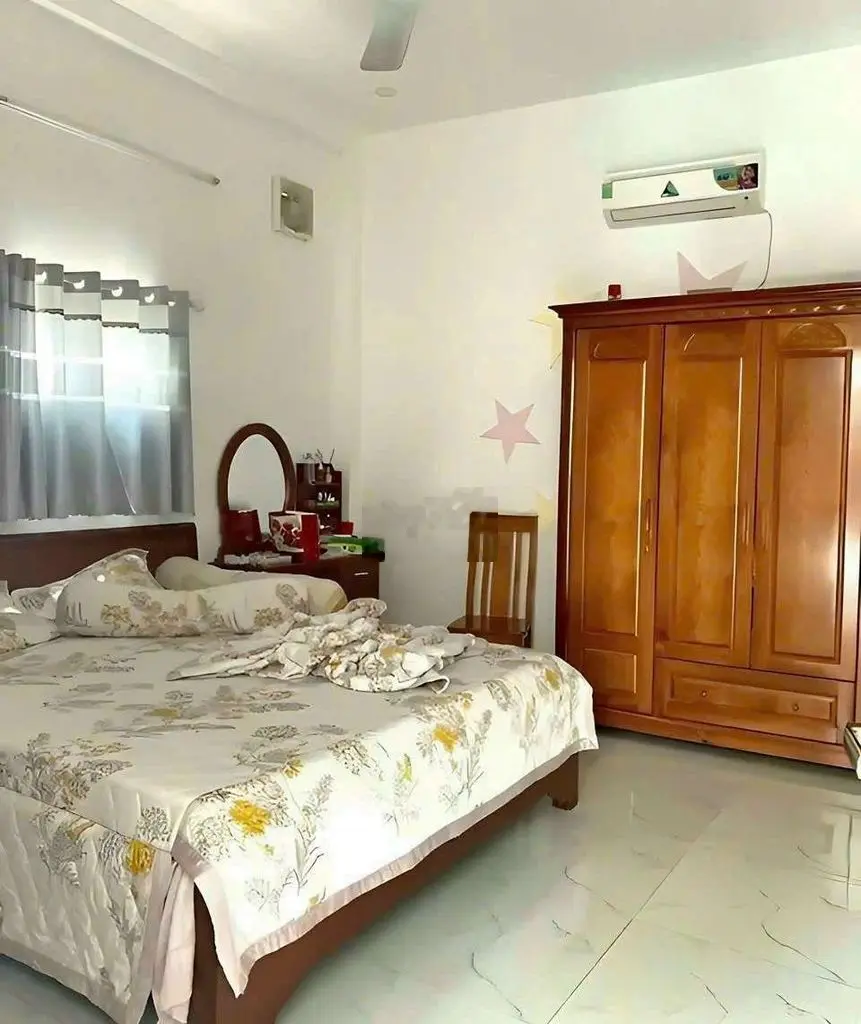 Bán nhà hẻm xe hơi giá 6,5 tỷ, diện tích 82 m2, tại Huỳnh Tấn Phát, phường Phú Thuận, quận 7