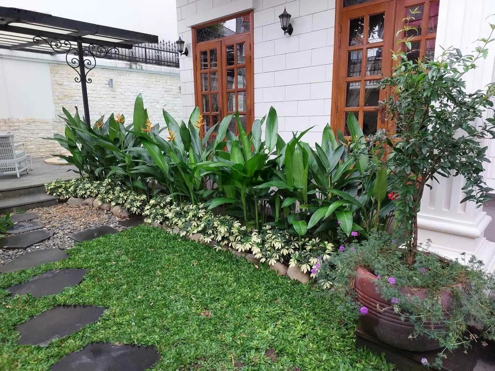 Khuôn đất lớn Thủ Đức, DT 517m2, MT đối diện Vạn Phúc City, sẵn HĐT