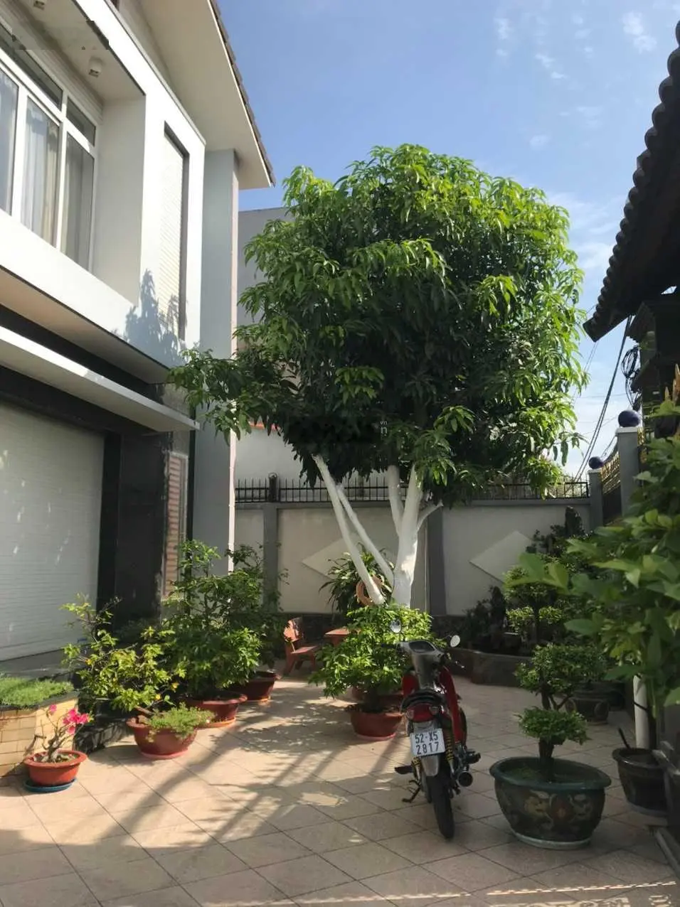 Giảm 4 tỷ, bán biệt thự Trần Não, Phường Bình An Quận 2, DT 10x20m, 1 trệt 1 lầu ST, chỉ 31 tỷ