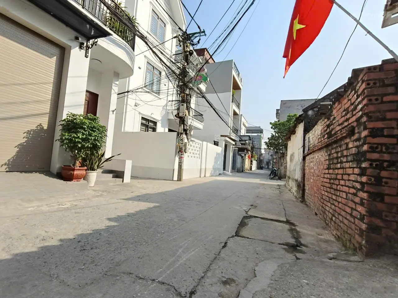 Bán đất Dục Tú ngõ thông ô tô Morning giá đầu tư