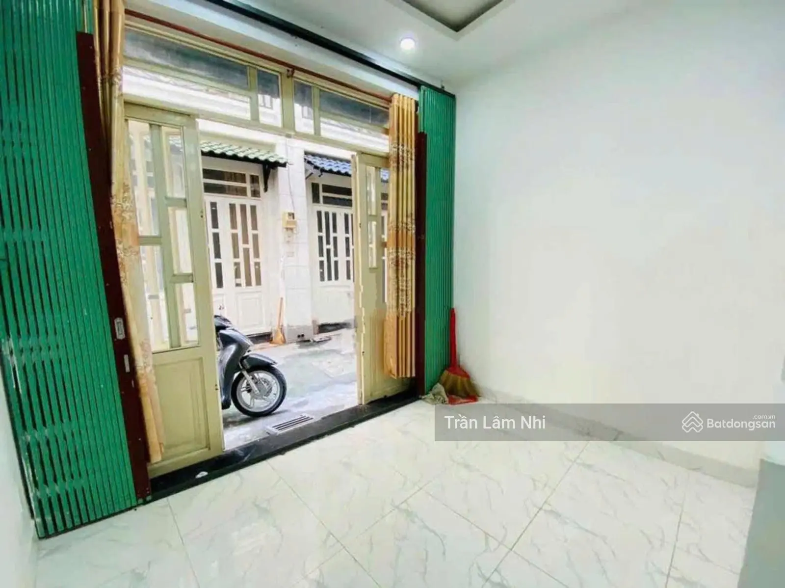 BÁN NHÀ NẰM TRÊN ĐƯỜNG TÔ NGỌC VÂN THẠNH XUÂN QUẬN 12 DT 40M2 1 TRỆT 2 LẦU HẺM XE HƠI GIÁ 1TY3