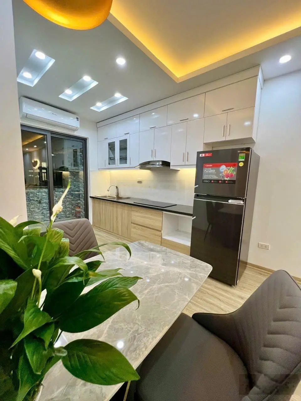 Bán nhanh căn 66m2 - 2 ngủ &2vệ sinh HH1B Linh Đàm Hoàng Mai. LH: 0966 455 *** em Thuỷ