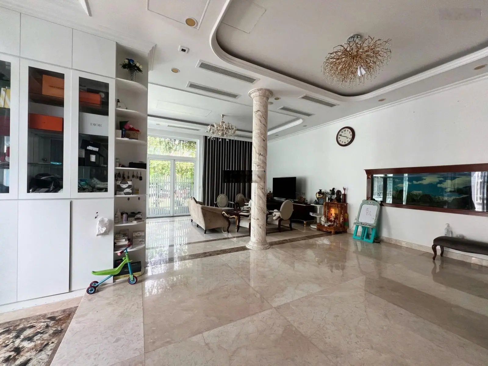 Bán nhà biệt thự MT 3/2 Q10,DT:20x40m CN:800m2 Giá:175 tỷ