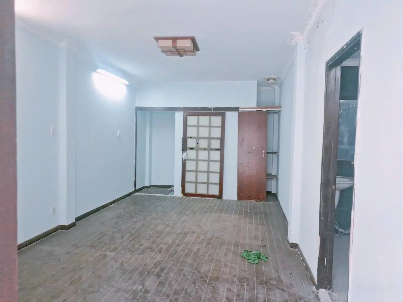 Nhà hẻm chợ Tân Quy ngang 11m, cách mặt tiền đường 10m, khu vực kinh doanh buôn bán