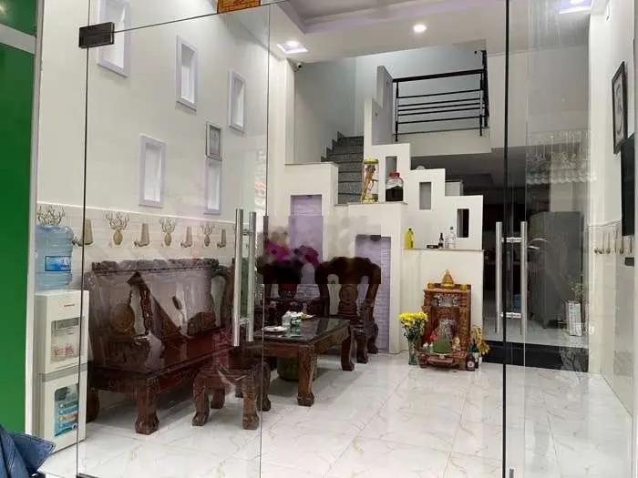 GẦN ĐẦM SEN SÁT QUẬN 11 ĐƯỜNG 8M VỈA HÈ 2M_ 60M2_ 5TẦNG 4MX15M 9.XTỶ