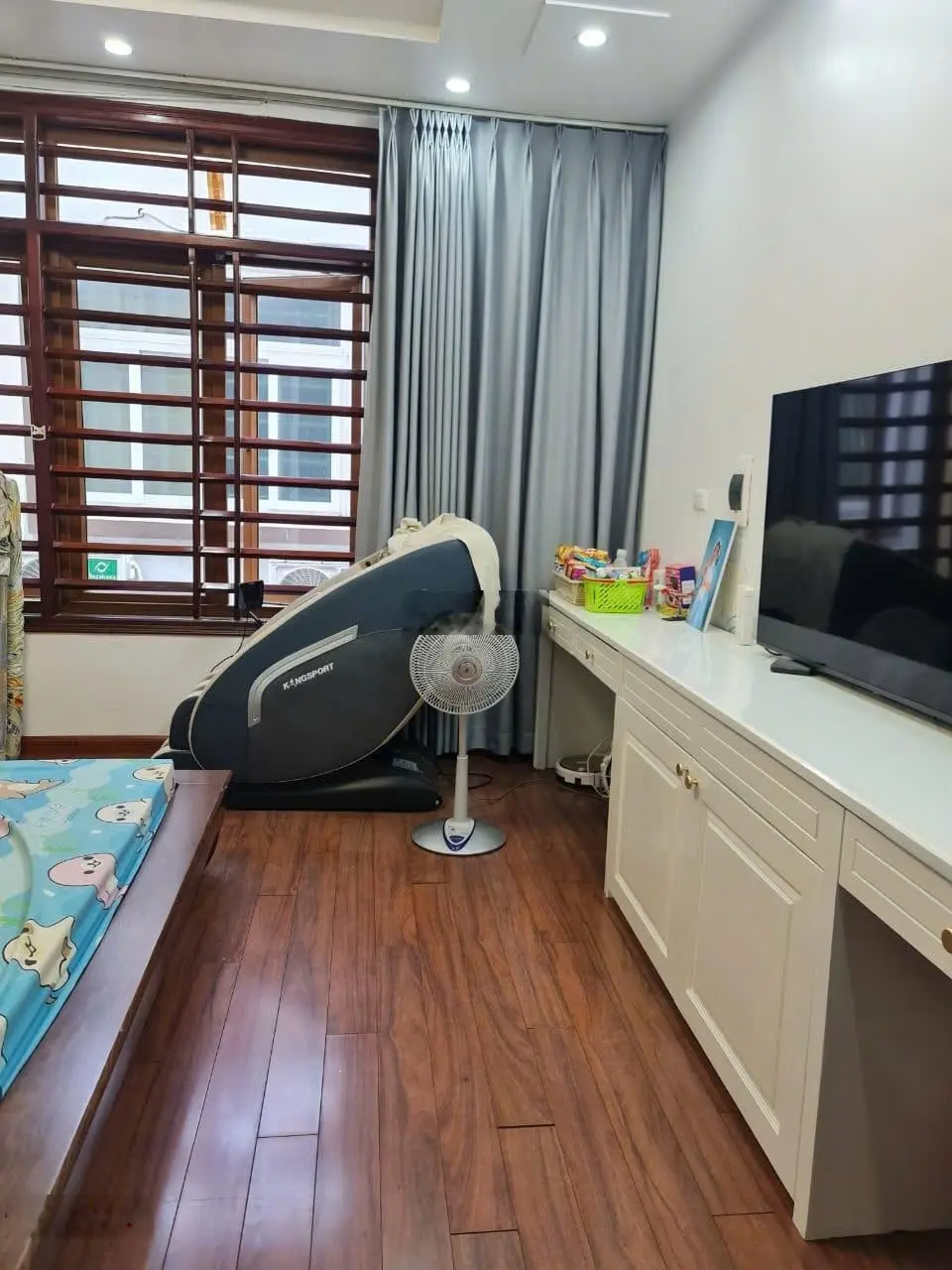Nhà phân lô oto vào nhà - phố tân mai - gần hồ đền lừ - không gian thoáng đãng - 12,7 tỷ - 50m2