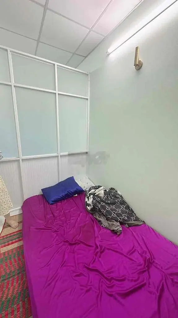Bán nhà nhỏ xinh Bùi Đình Tuý P24 BT 20m2/2.5 ty