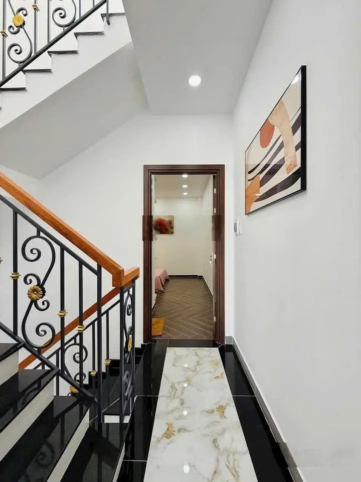 Hot!Nhà đẹp giá siêu rẻ tọa lạc ngay đường số 120,Tân Phú,quận 9.Phía sau công viên Suối Tiên