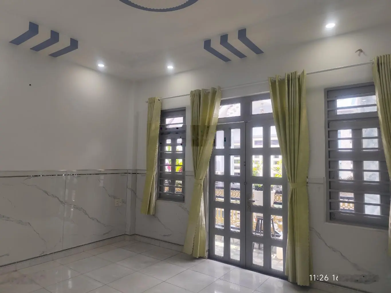 Nhà 3 tầng ngang 5m rộng rãi - hẻm xe hơi - 4 phòng ngủ, 4 tolet, phường Hiệp Thành - Quận 12