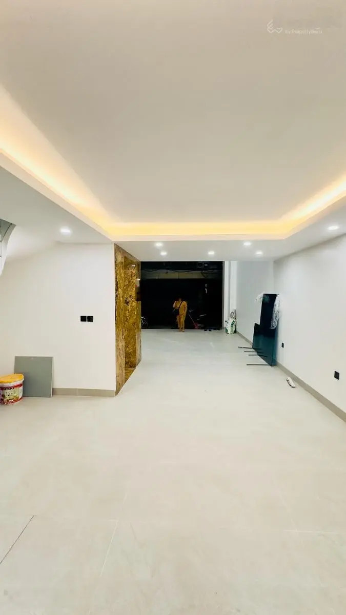 Bán tòa nhà 7T Hoàng Mai, kinh doanh, gara ô tô, thang máy, full nội thất - 66m2, MT 5,5m - 16 tỷ