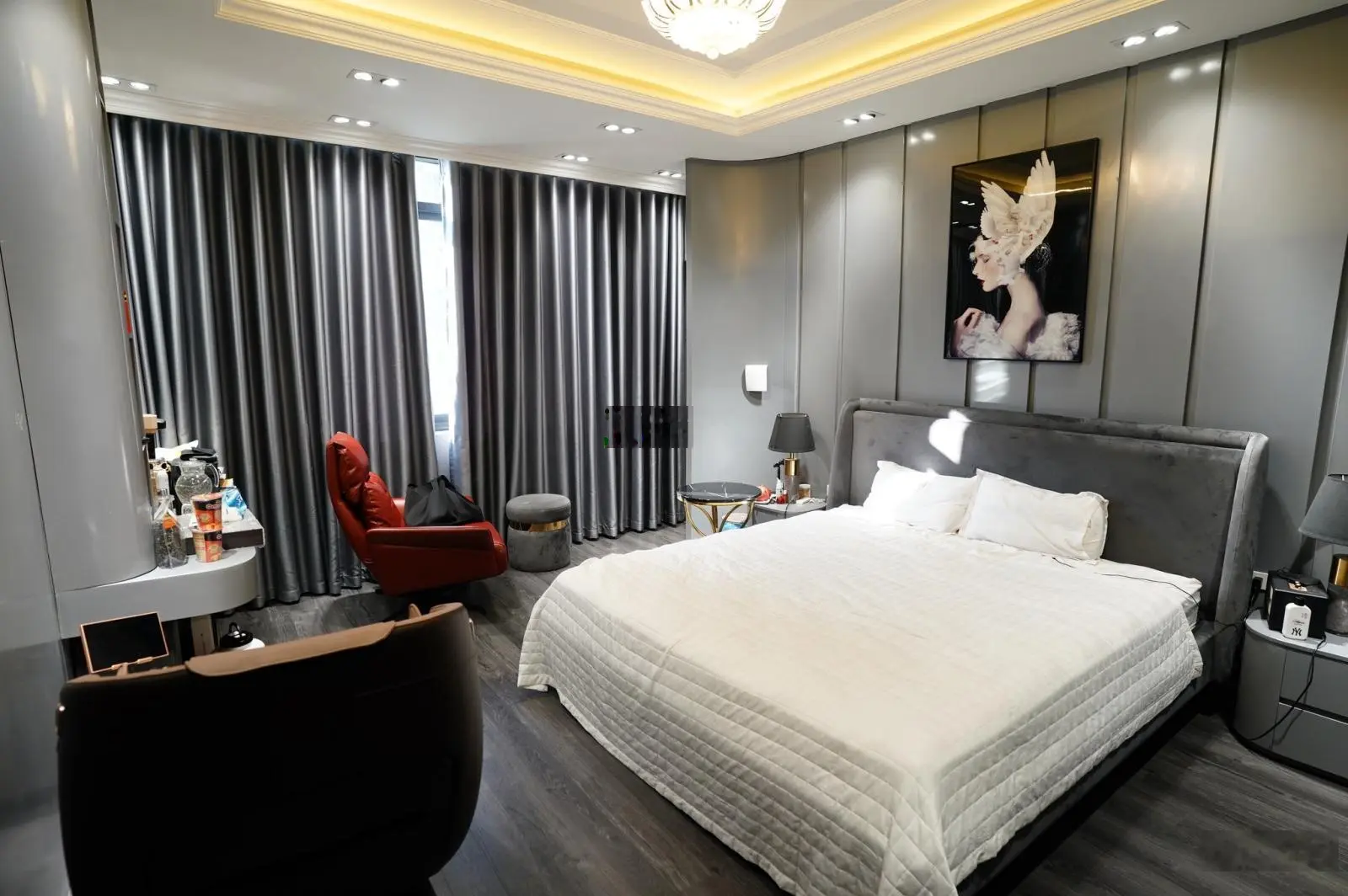 Bán nhà ngõ 135 Đội Cấn Hồ Bảy Mẫu, mặt hồ, kinh doanh, vỉa hè, DT: 64m2/4 tầng 26 tỷ - 0911346986