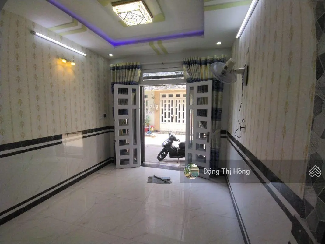 Cần bán gấp nhà đường Lưu Hữu Phước 53m2 ra Võ Văn Kiệt 500m, sổ riêng ,hẻm xe hơi 4m, dân cư đông