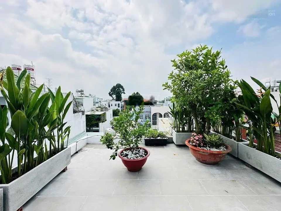 Bán lỗ 500 tr gấp căn nhà hẻm xe hơi Trương Quyền, Phường 6, Quận 3. Giá chỉ 4,9 tỷ 0906 806 *** Ngân