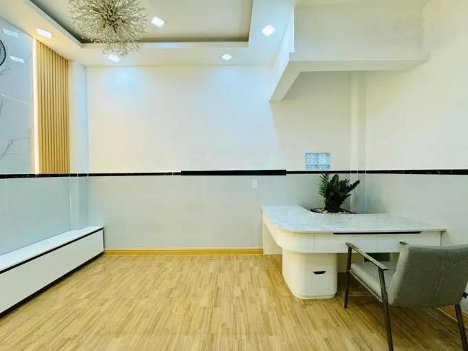 Cần bán gấp nhà ở Đ.Bông Sao, P.5, Q.8, DT:56,25m2(4,5mx12,5m). Giá 3tỷ25tr. HĐT 12tr/th