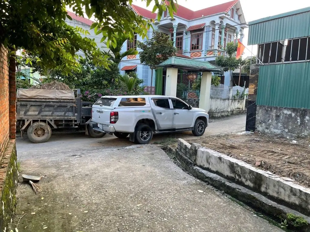 lô đất đẹp- mặt Kinh doanh - 50m ra đường Nguyễn văn trỗi chợ Hữu văn