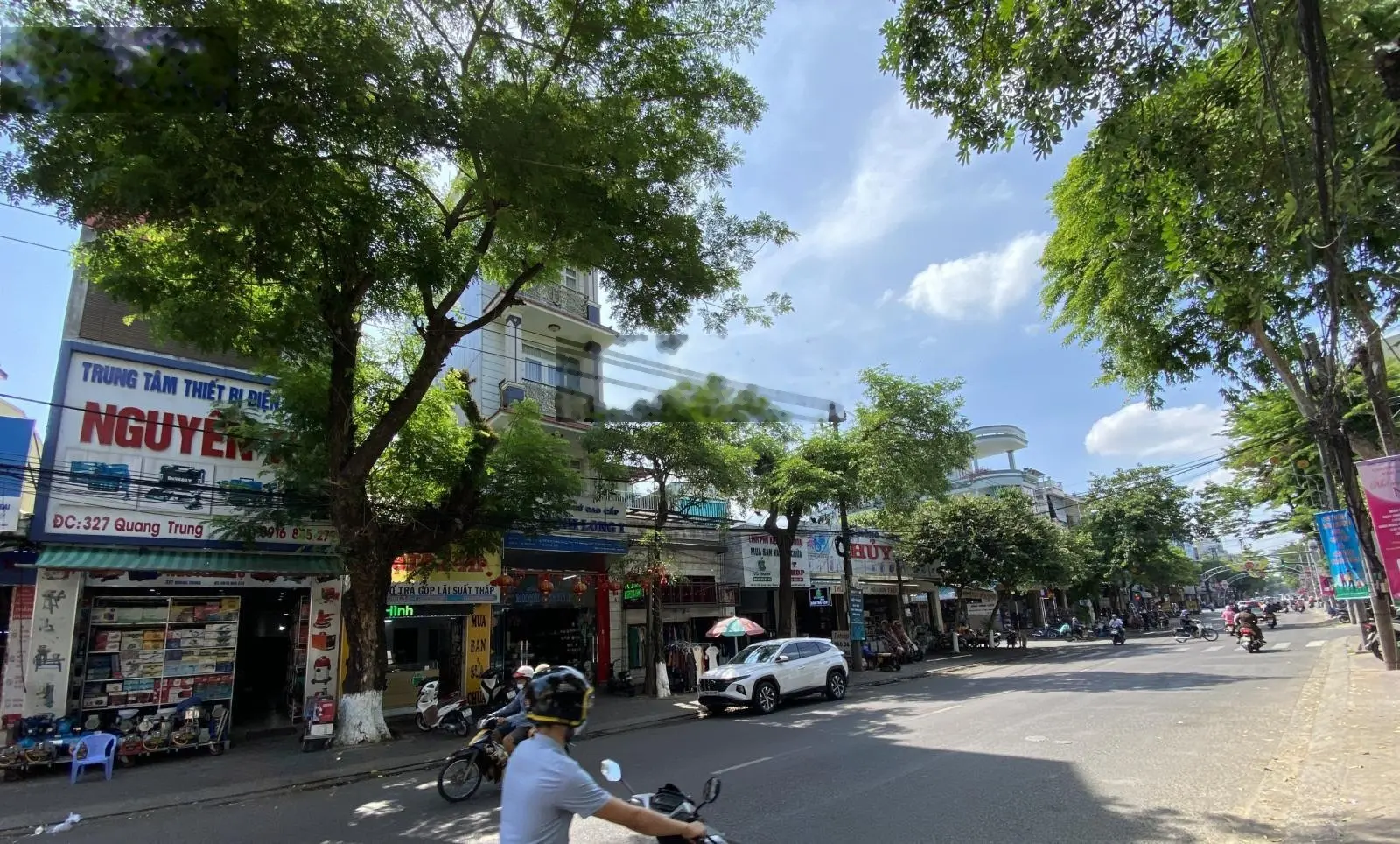 Bán nhà mặt phố đường Quang Trung, giá tốt 2x tỷ VND, diện tích 600 m2