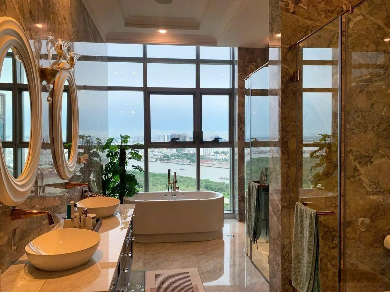3 căn Penthouse đang bán tại Empire City cập nhật tháng 8/2024. Đoàn Phương ERA Ant Plus