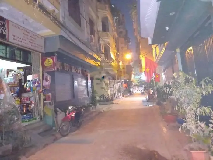 Siêu phẩm chợ xanh, 7 tầng thang máy - vỉa hè ô tô vào nhà kdvp đỉnh cao, 61,5 m2, giá 26 tỷ