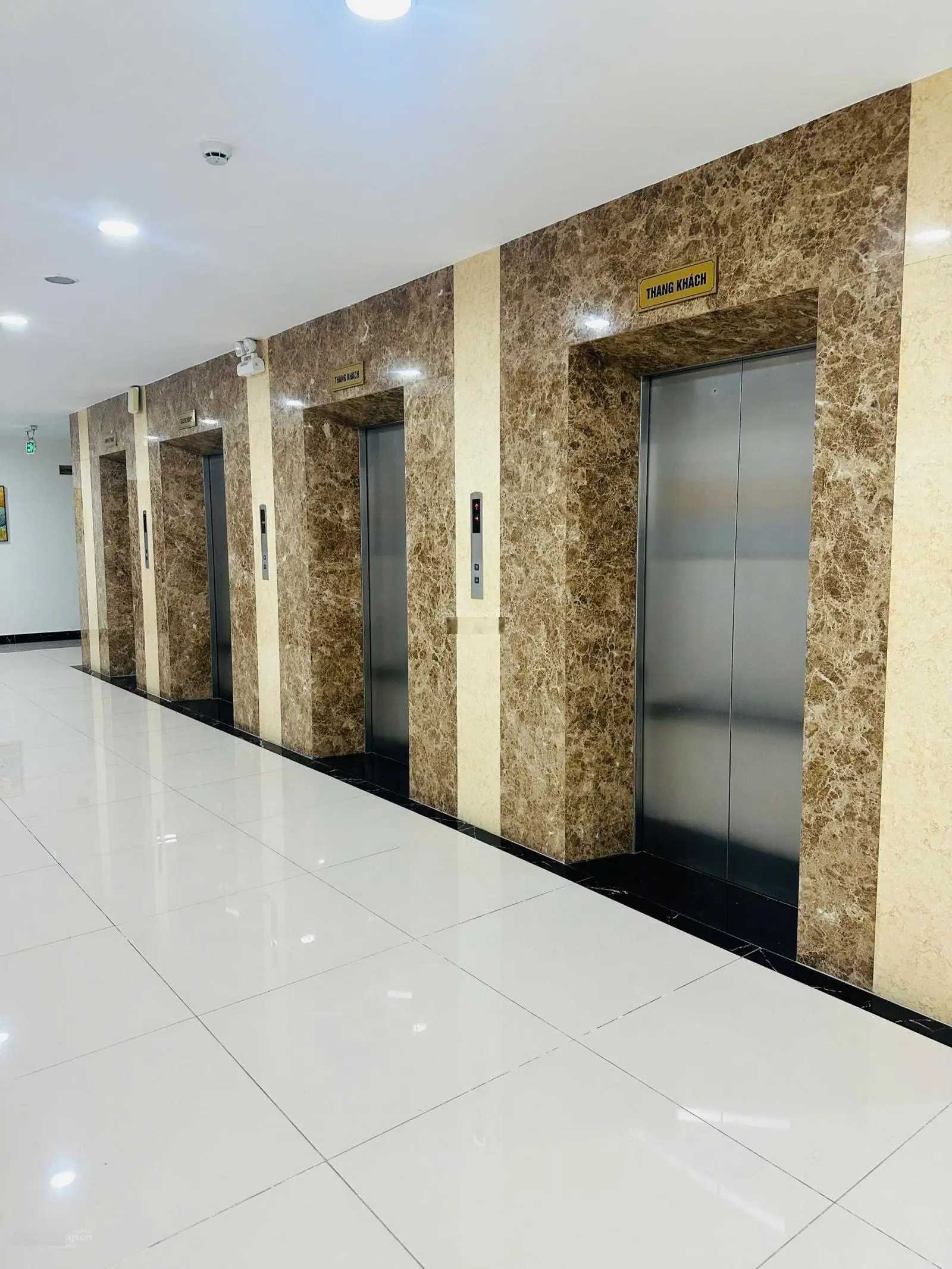 Bán căn hộ chung cư Vimeco II - Nguyễn Chánh, 9,83 tỷ vnđ, 151m2, 3 PN. LH 0934 593 ***