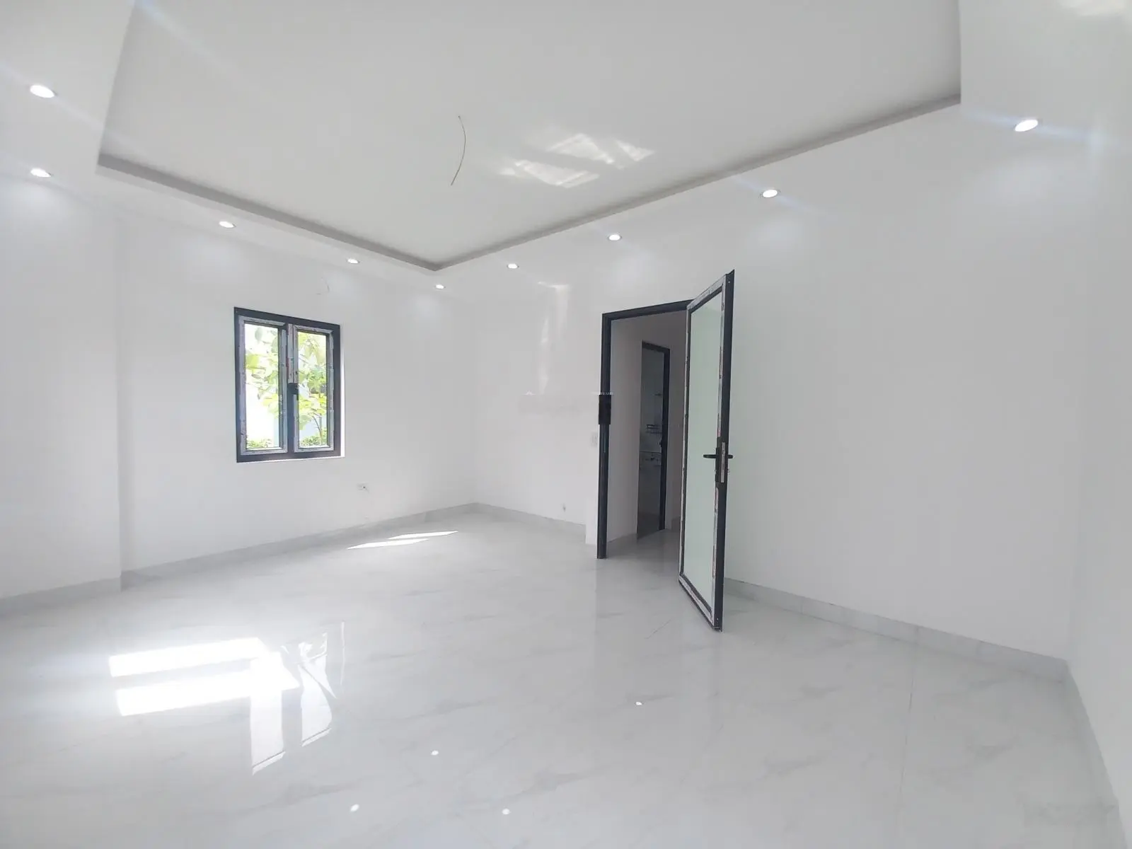 Nhà Bích Hòa, VĐ4, chợ đầu mối Nam HN SD 30m2 xây 3T 3PN, 100m ra QL 21B, giá 2.58 tỷ
