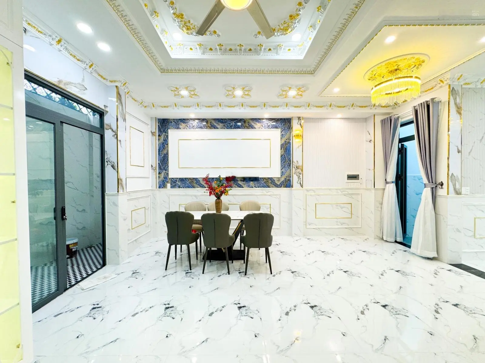 Bán nhà sổ riêng 96m2 hoàn công 4 tầng nội thất cơ bản - Lê Văn Lương Nhà Bè