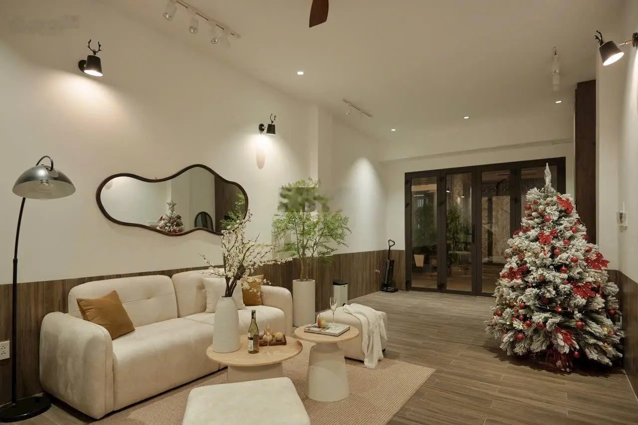 Siêu phẩm bình tân - mặt tiền đường 8m - sổ vuông vức - sát bên chợ gò xoài - 65m - 3 tầng - 7.9 tỷ