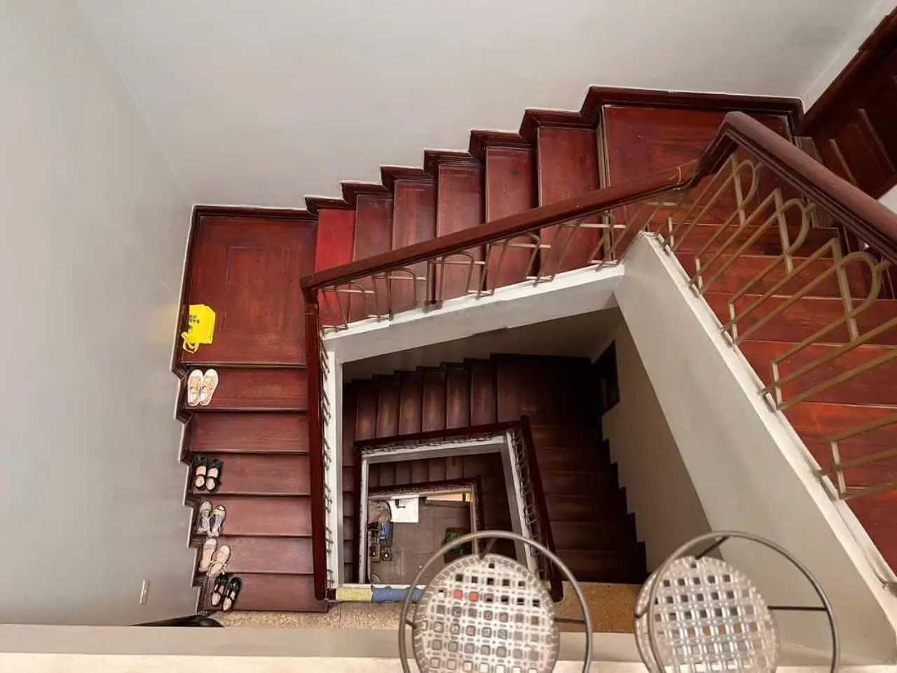 Bán nhà mặt phố Lê Văn Hưu, Trung tâm Hai Bà Trưng, kinh doanh ngày đêm. DT: 80m2, 5 Tầng, MT4m