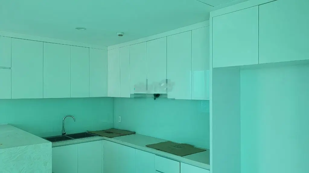Bán lỗ 1 tỷ Penthouse 210m2, trung tâm Q6 siêu đẹp