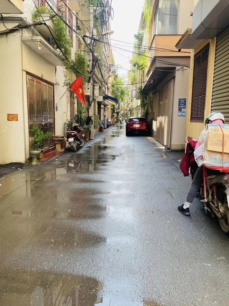 BÁN NHÀ KINH DOANH LA PHÙ- LÔ GÓC -Ô TÔ VÀO NHÀ-44M2- C4- MT 4M- Ở VIP