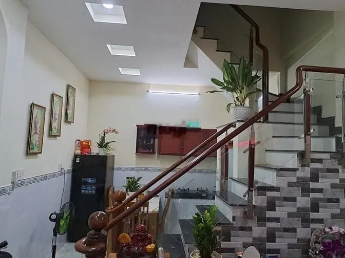 Bán Nhà lầu + phòng trọ , P.Tăng Nhơn Phú B, Quận 9 - 4 tỷ 950/ 81m2