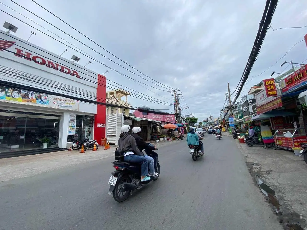 35 tỷ - Bán nhà góc 2 mặt tiền - 111 Nguyễn Duy Trinh - Ngang 8m/dài 29m - Thu nhập 58 triệu